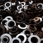 Scarti di metalli nelle lavorazioni: a cosa fare attenzione